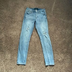 Aero High Rise Curvy Skinny Jeans Size 6